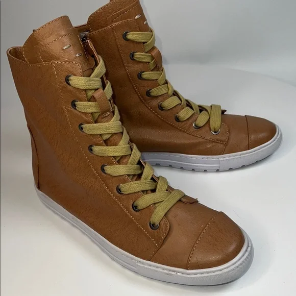💛NWT WOMENS KELSI DAGGER BROOKLYN LACE UP LEATHER HIGH TOP BOOTS SIZE 8.5 - Picture 1 of 10